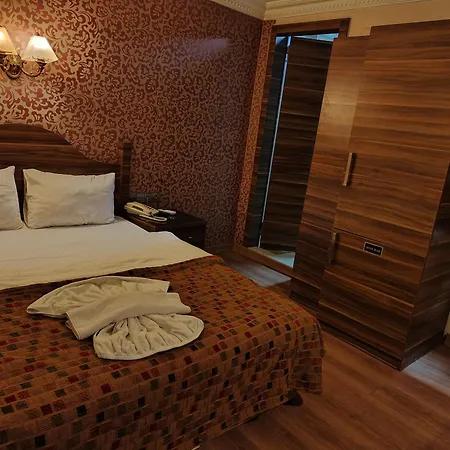 Otel Bazaar 3*