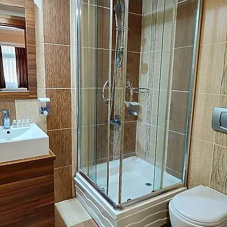 Otel Bazaar 3*