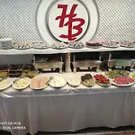 巴扎酒店 3*